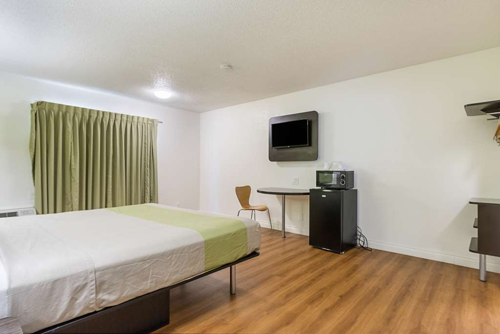 Motel 6 Santa Maria CA South - photo 11