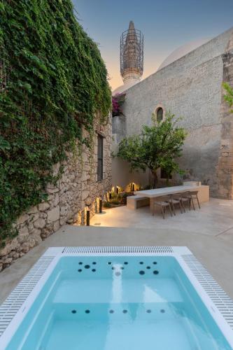 Lemon Garden Villa — 4-Star Luxury Hotel in Rethymno, Greece