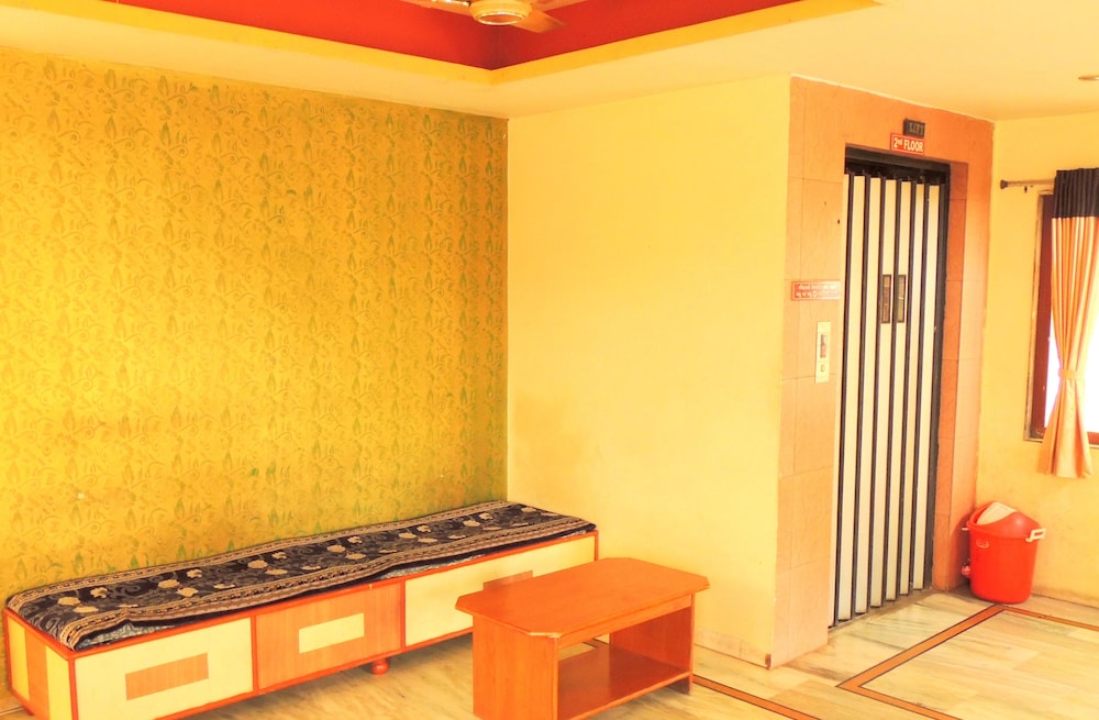 Hotel Greenpark — Palanpur — photo 2