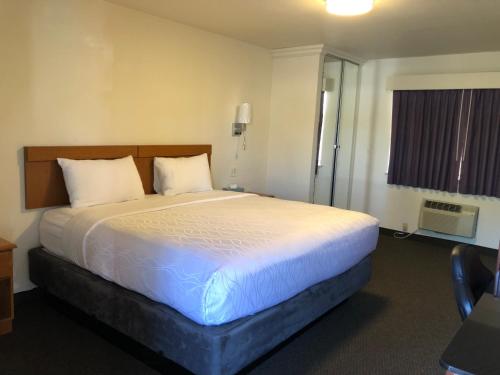 Monticello Motel - photo 7