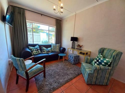 Adams Beach Resort — hotel in Nasugbu