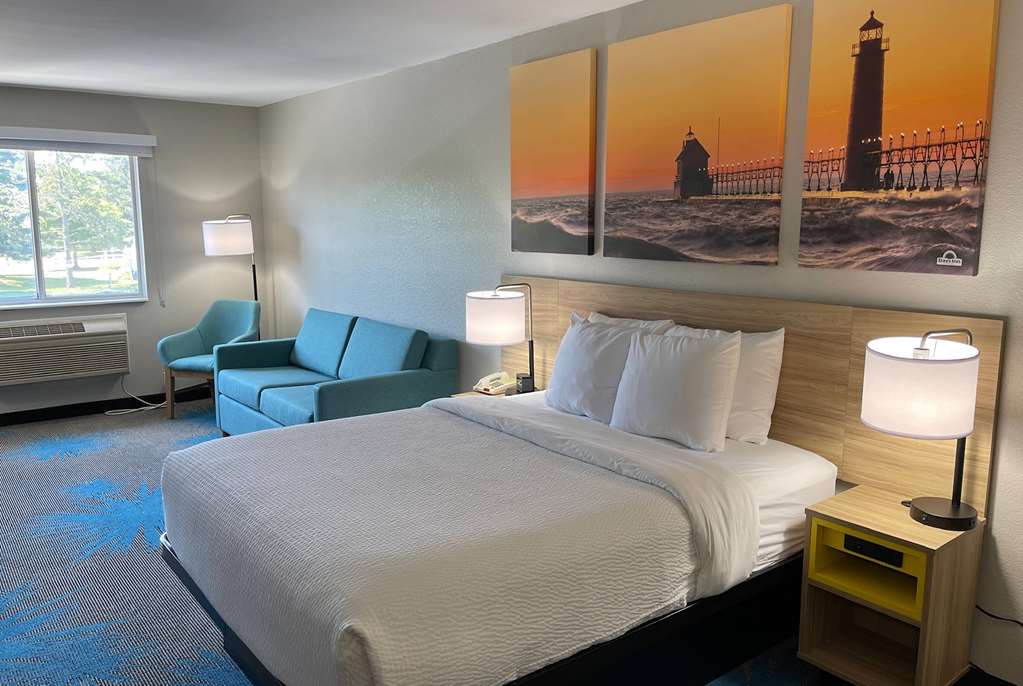 Days Inn by Wyndham Imlay City - photo 12