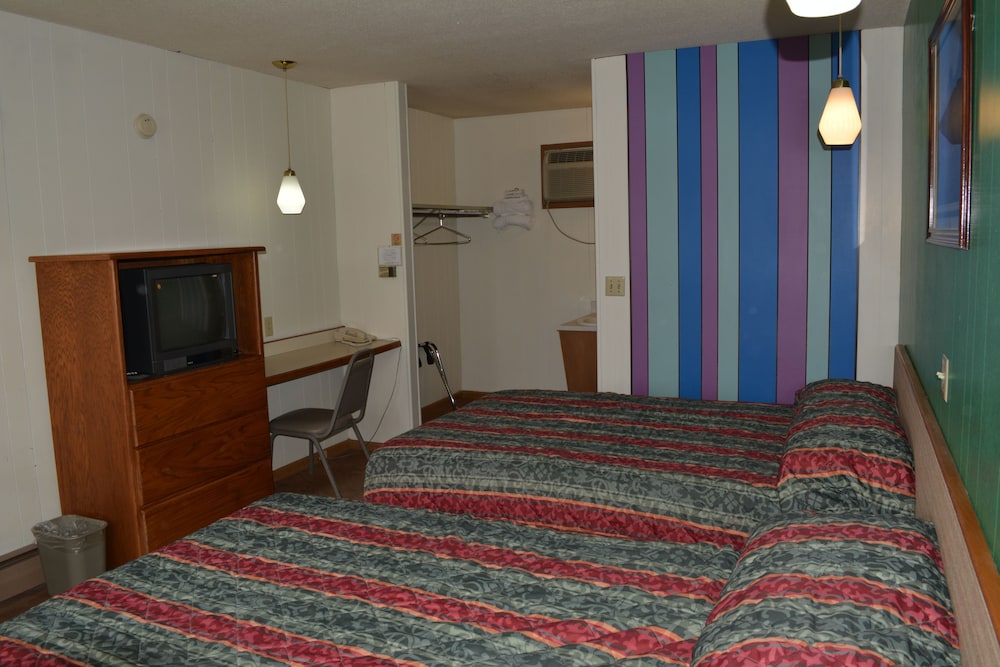 Edgetowner Motel - photo 5