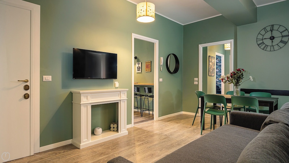 Italianway Bartolini 9 — 4-Star Luxury Hotel in Milan, Italy