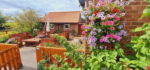 Sherwood Studio Annexe 1 Bedroom Entire Property — 4-Star Luxury Hotel in Boston, United Kingdom