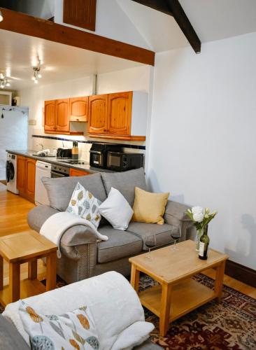 Seaview Stable Barn - carbon neutral hotel in Penryn