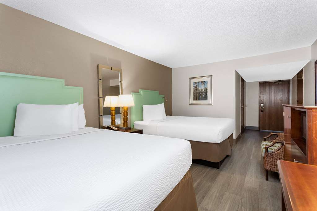 Baymont by Wyndham Orlando International Dr Universal Blvd - photo 24