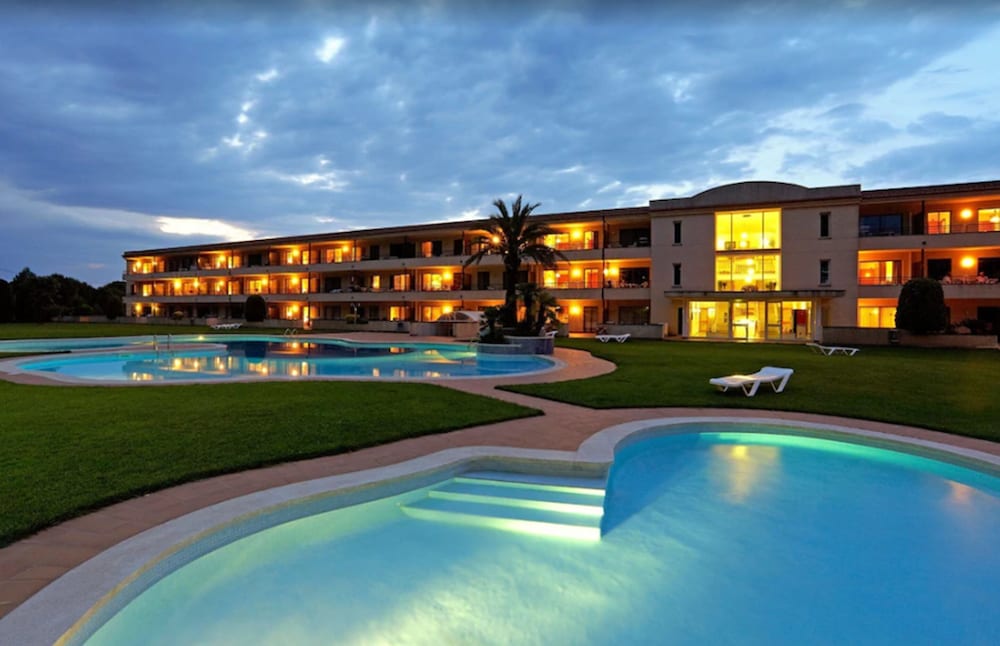 Aparthotel Golf Beach in Pals, Spain