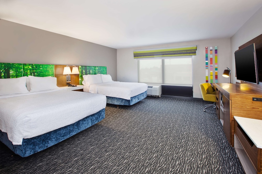 Hampton Inn Clarion - photo 36