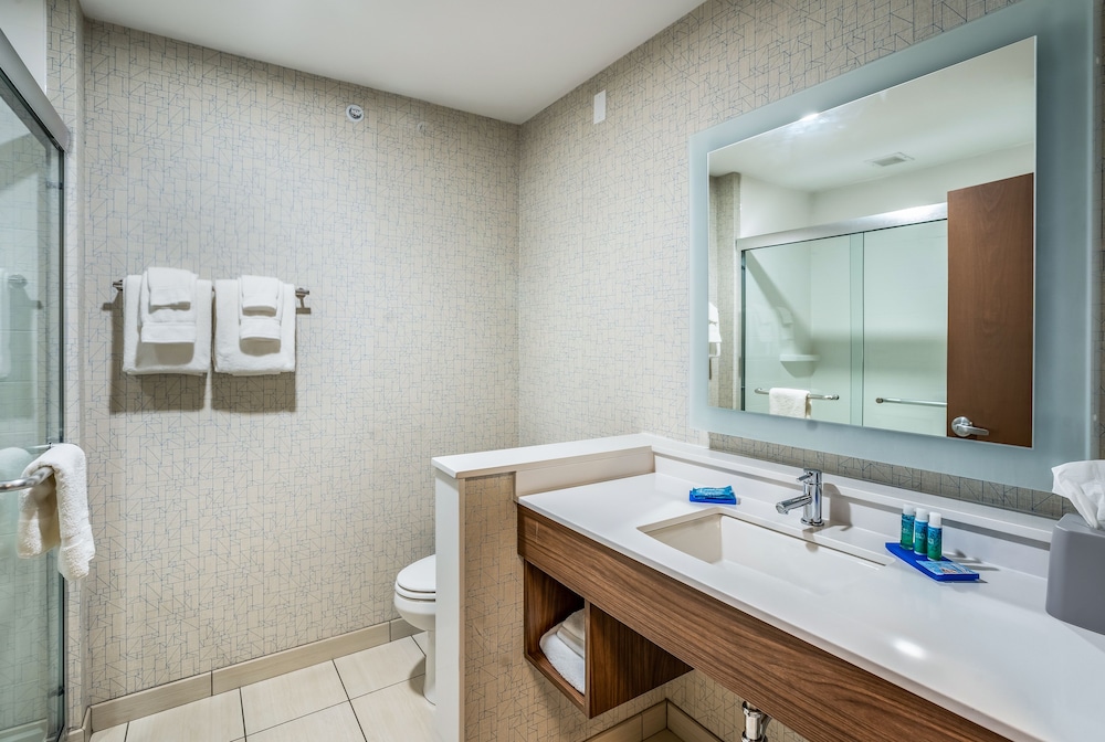 Holiday Inn Express and Suites Platteville by IHG - photo 12