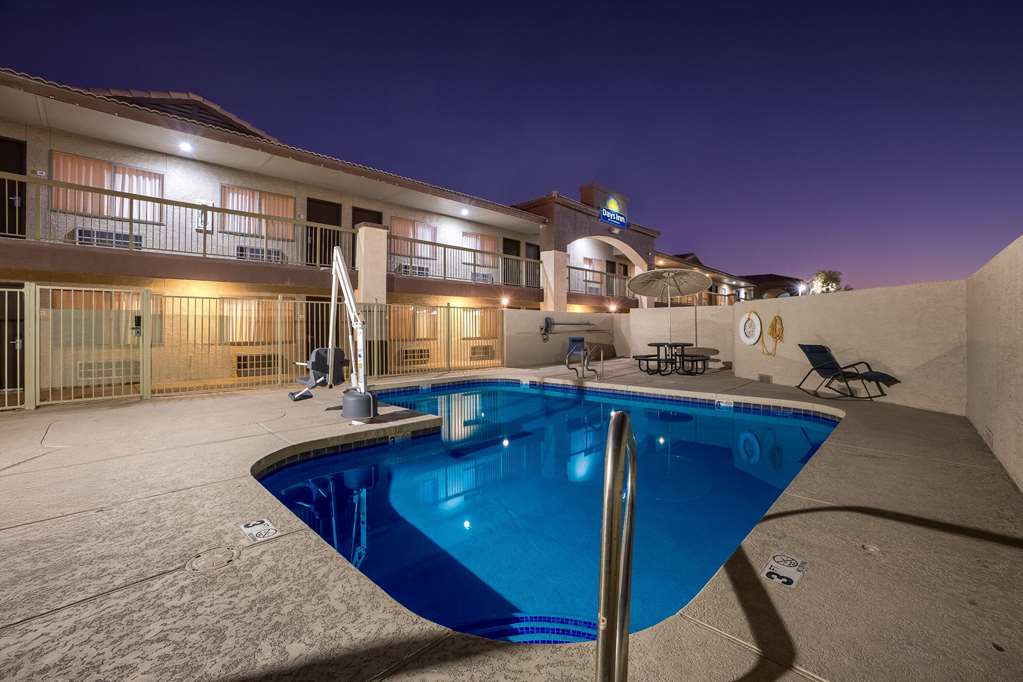 Days Inn by Wyndham Buckeye - photo 15