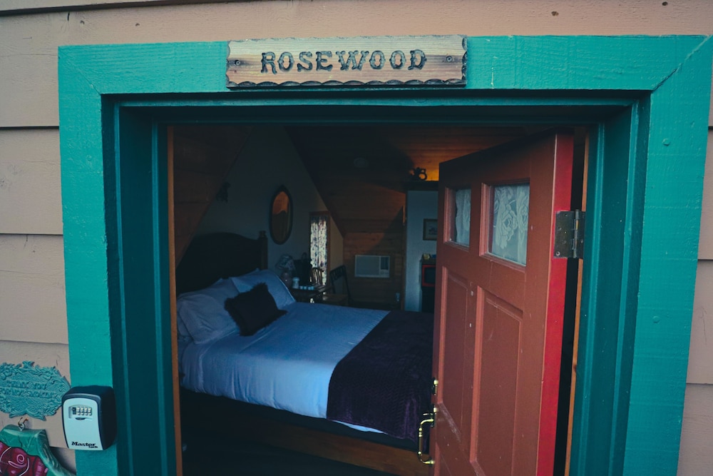 Tucker Peak Lodge - photo 11