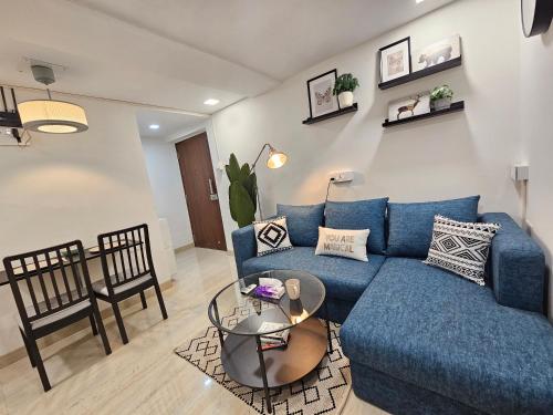 Lite Stays Khar West