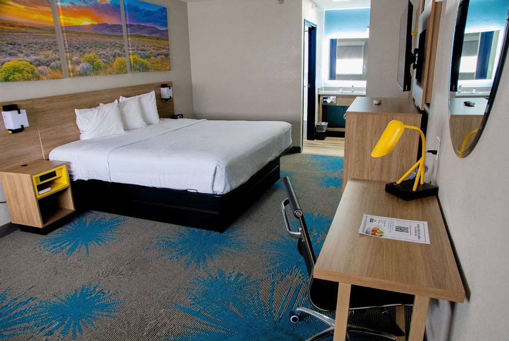 Days Inn by Wyndham Amarillo Medical Center - photo 11