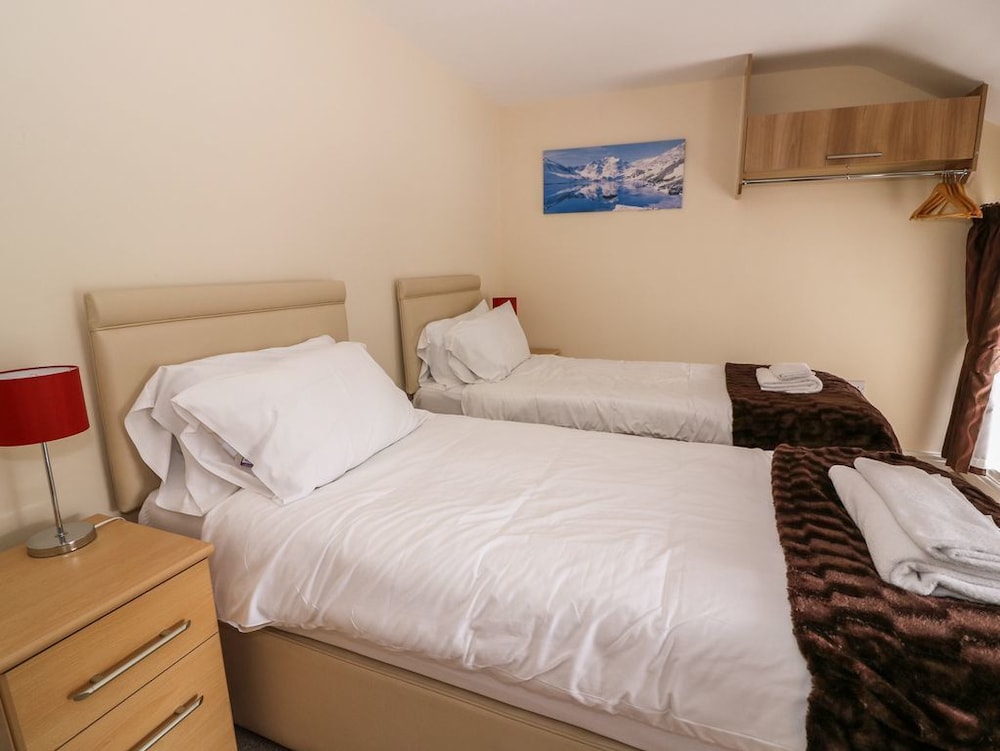 The Old Tredegar — hotel in Ystradgynlais