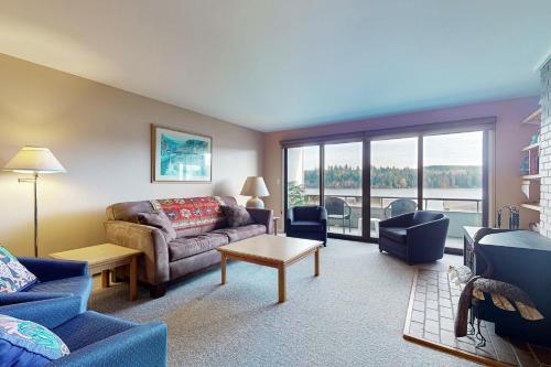 Bayfront Retreat in Port Ludlow, United States