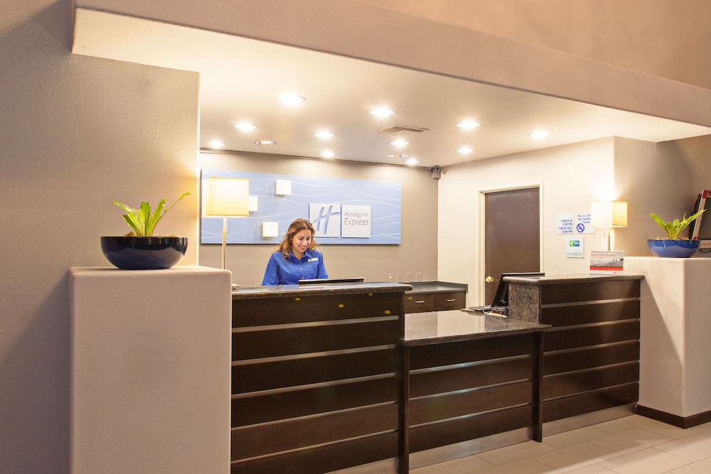Holiday Inn Express Temecula by IHG - photo 27