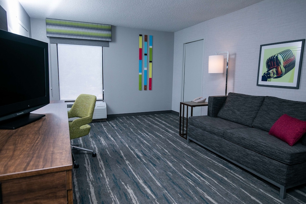 Hampton Inn Pickwick Dam At Shiloh Falls - photo 22