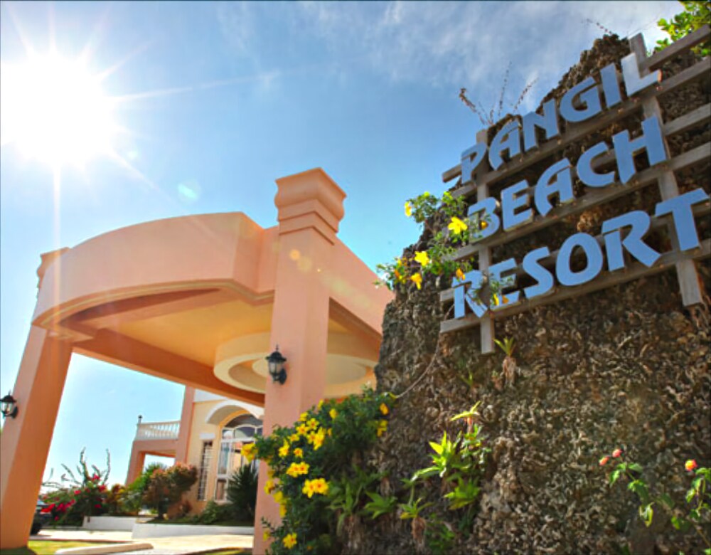 Pangil Beach Resort — hotel in Currimao