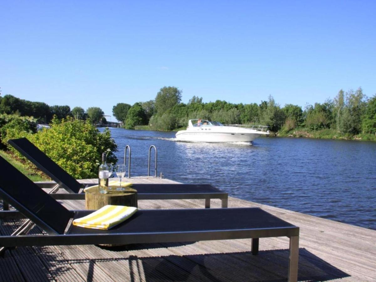 Riverside Holiday Home Near Amsterdam