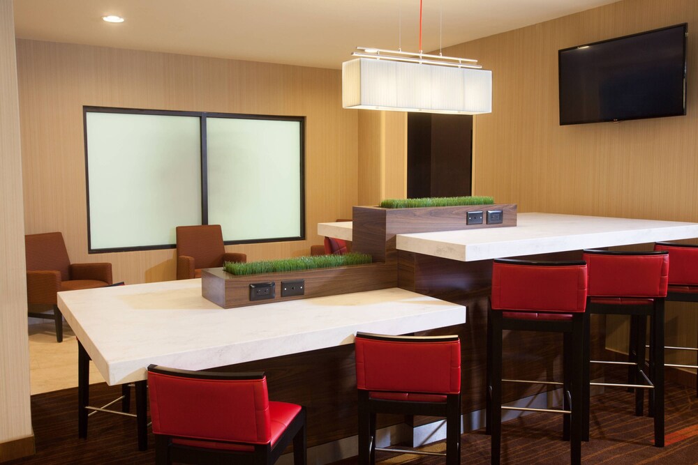 Courtyard by Marriott Burlington Williston - photo 20
