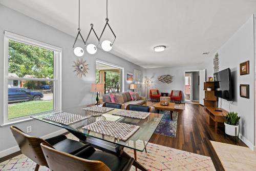 Peaceful on San Paula in Dallas, United States