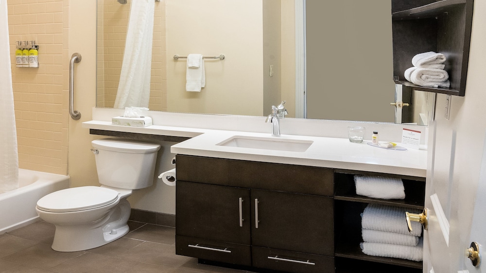 Candlewood Suites St. Joseph Benton Harbor by IHG - photo 18