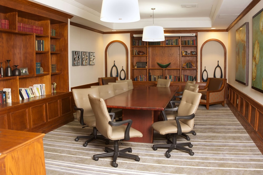 DoubleTree Suites by Hilton Raleigh Durham - photo 37