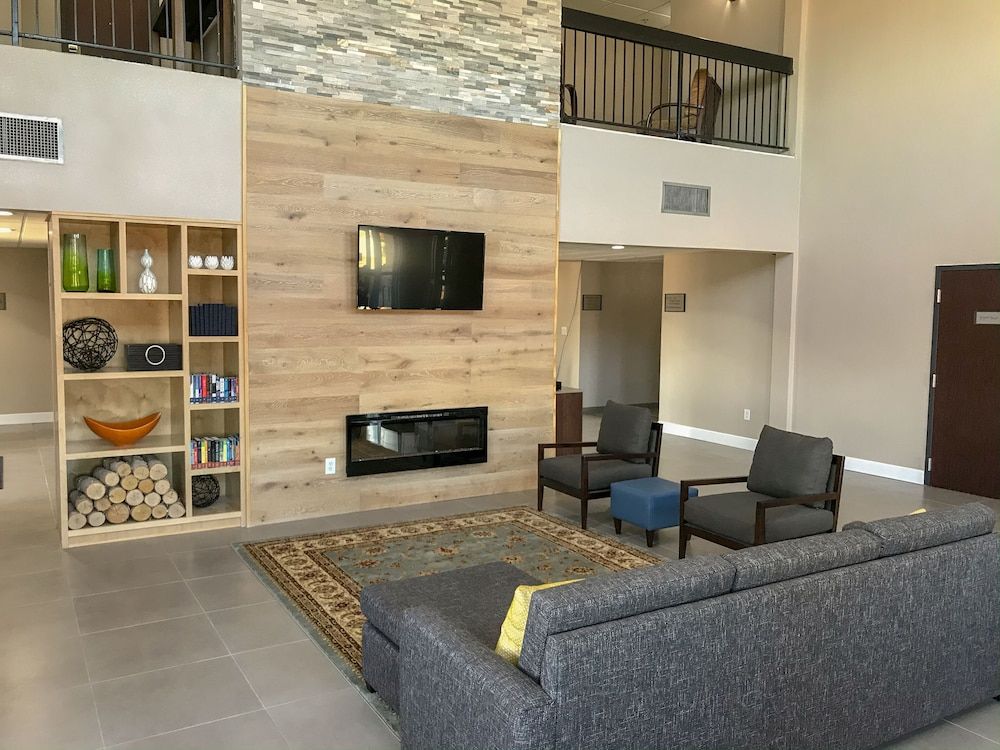 Baymont Inn and Suites by Wyndham The Woodlands - photo 21