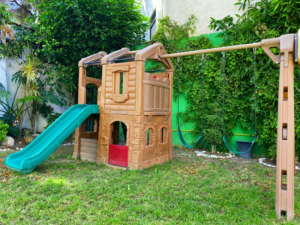 Children's play area - outdoor