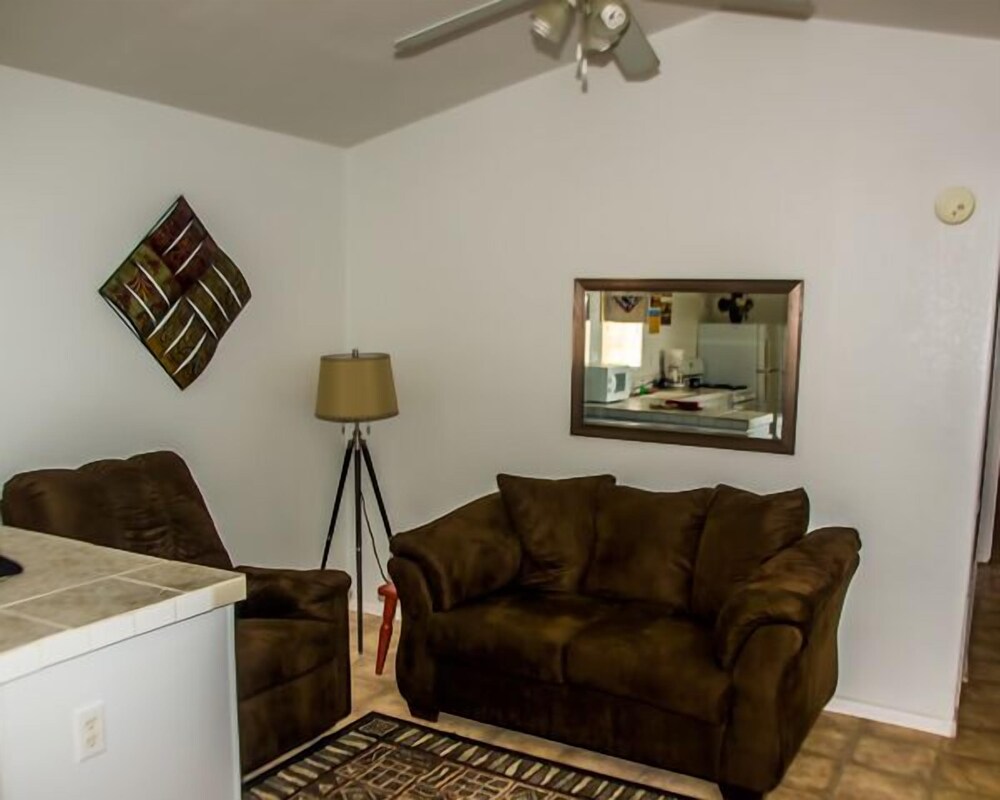 Twentynine Palms RV Resort and Cottages - photo 11