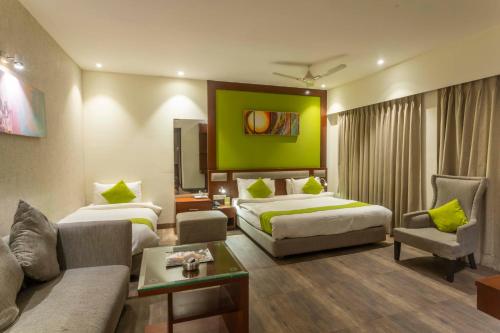 Club Central — Bolpur — photo 5