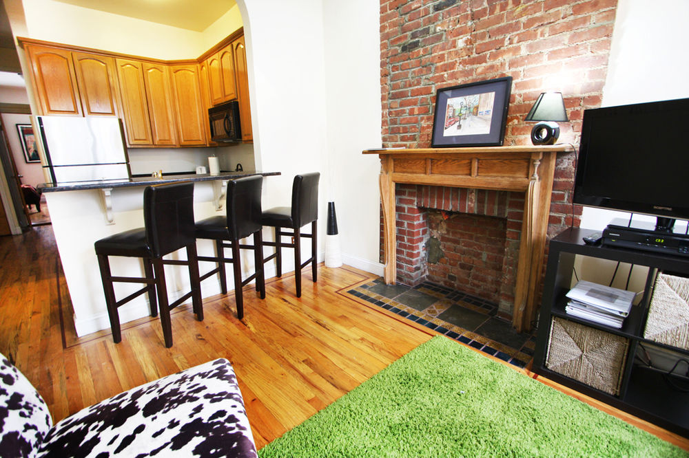 Luxury Suites Upper West Brownstone - photo 19