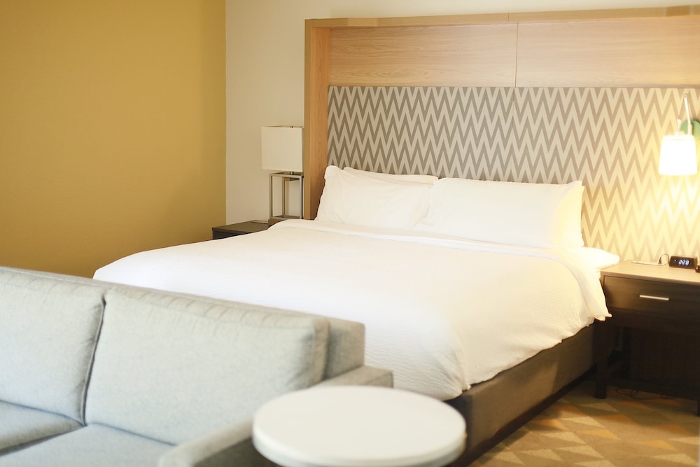 Holiday Inn Cleveland by IHG - photo 11