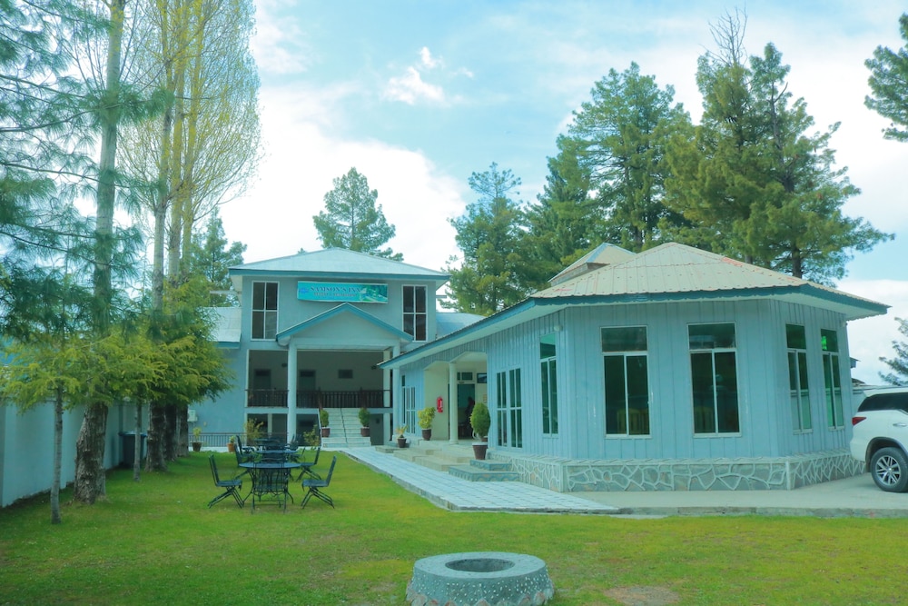 Samsons Inn Malam Jabba in Saidu Sharif, Pakistan