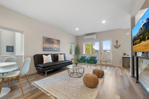 Brand New Fully Updated Condo 904 in Anacortes — 4-Star Luxury Hotel in Anacortes, United States