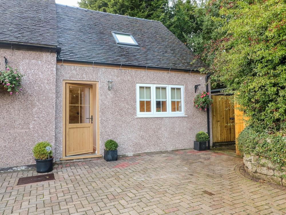 Farley Cottage II — 4-Star Luxury Hotel in Alton, United Kingdom