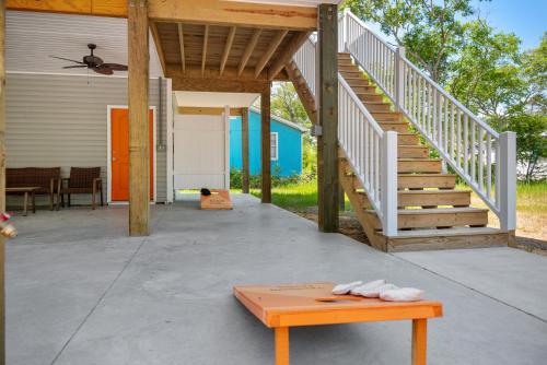 Pawsitively Paradise by Oak Island Accommodations - photo 36