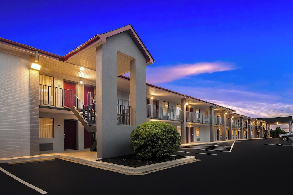 Red Roof Inn Rock Hill - photo 42