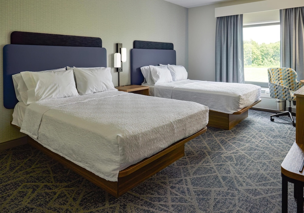 Hampton Inn & Suites Radcliff Fort Knox - photo 27