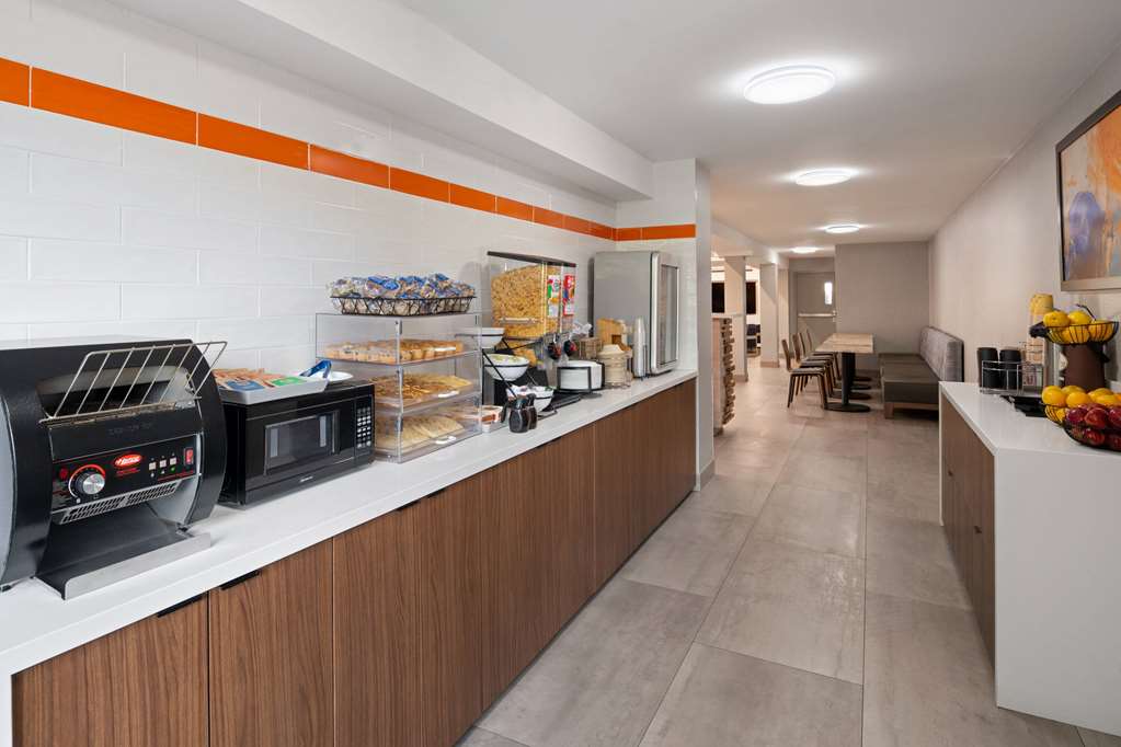 La Quinta Inn by Wyndham San Diego Miramar - photo 26