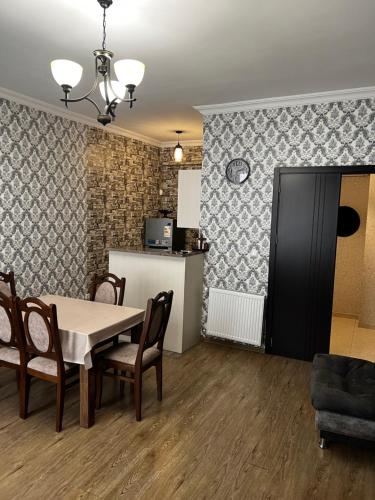 Apartment on Marjanishvili 16