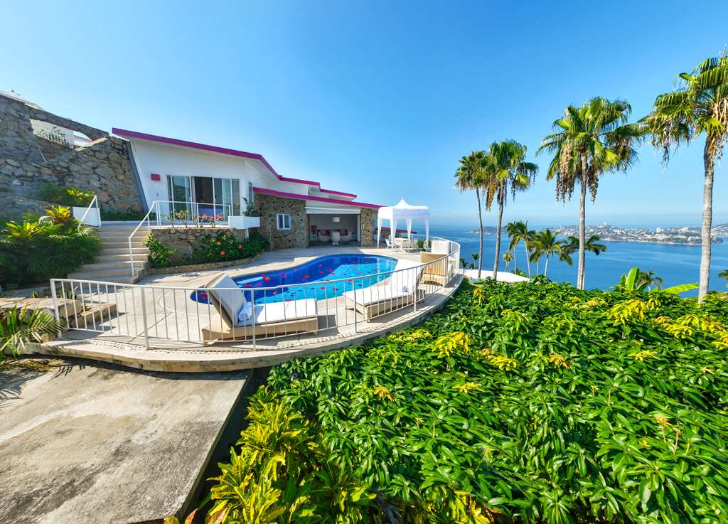 Las Brisas Acapulco Encantada Master Suite