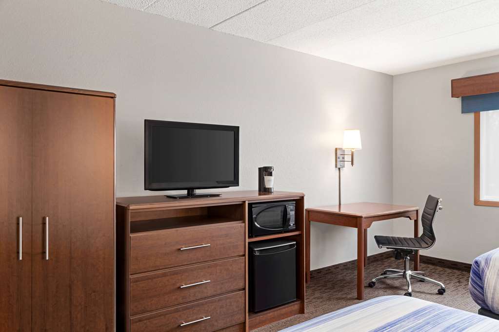 AmericInn by Wyndham Sauk Centre - photo 22
