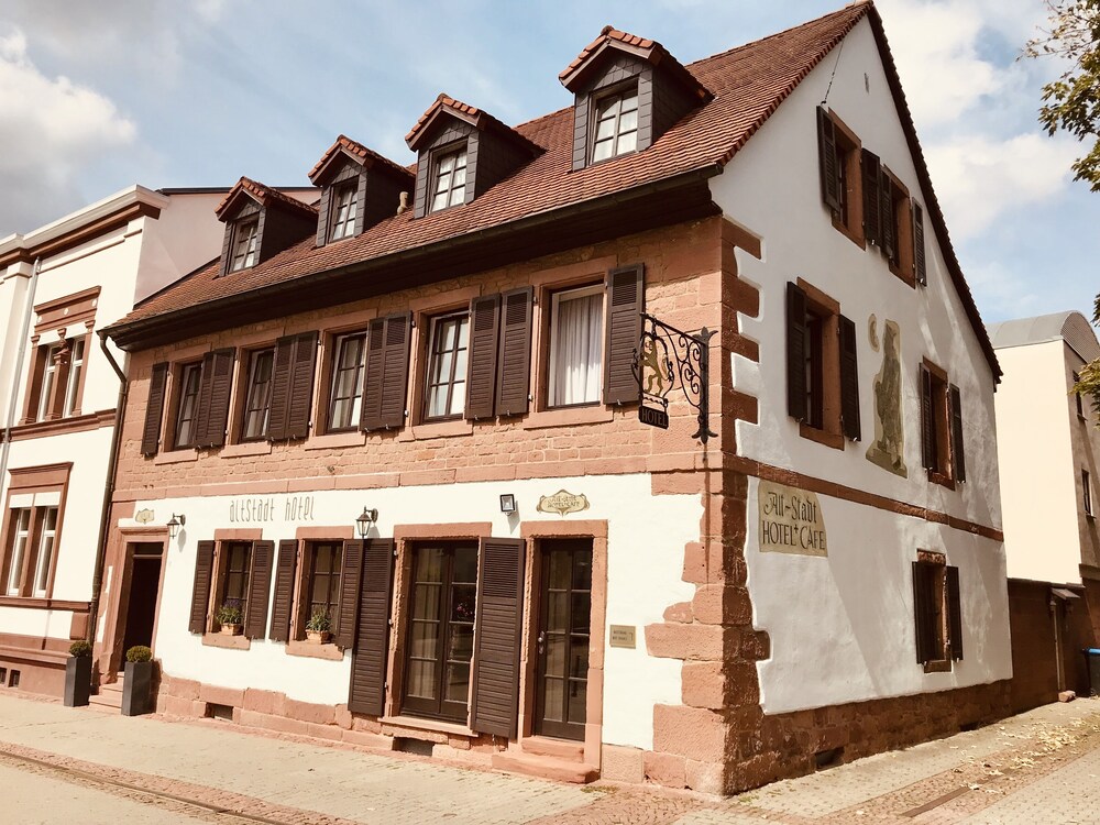 Altstadthotel - carbon neutral hotel in Kaiserslautern