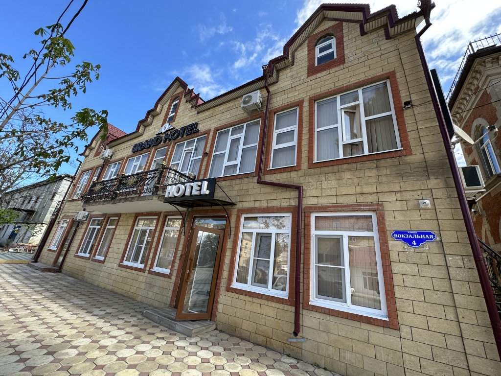 Grand Hotel - last minute hotel in Derbent