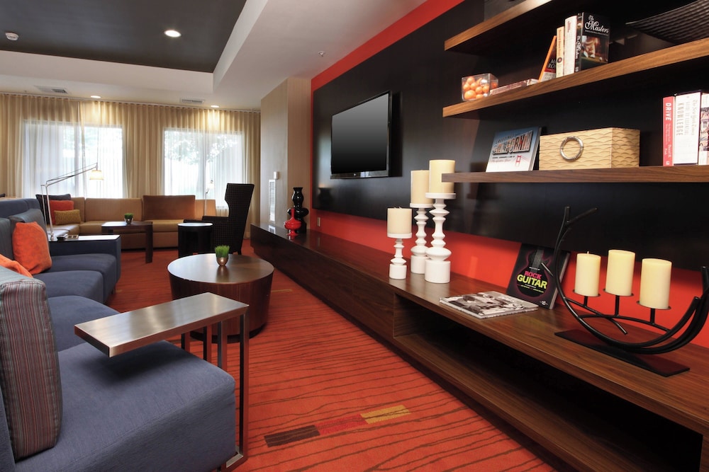 Courtyard by Marriott Salinas Monterey - photo 34