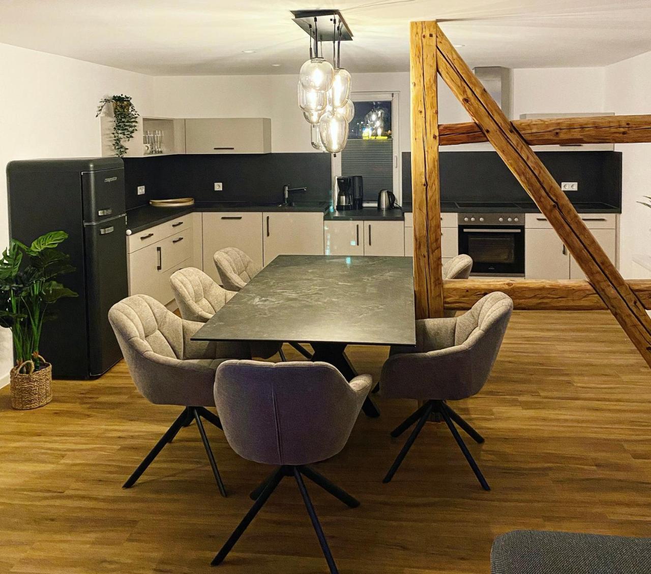 Zentrale Maisonette Wohnung in TBB — 4-Star Luxury Hotel in Tauberbischofsheim, Germany