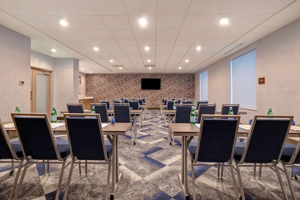 Home2 Suites by Hilton Blythewood SC - photo 88
