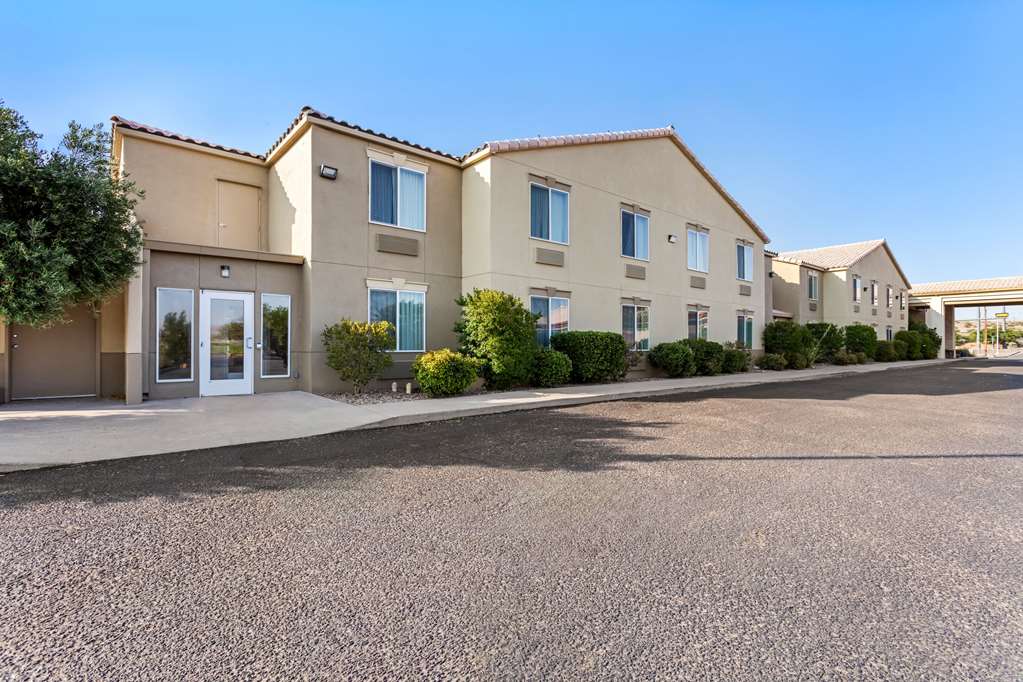 Comfort Inn & Suites I 25 near Spaceport America - photo 4